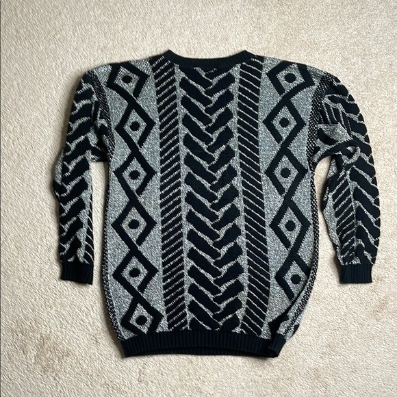 Jane Adams Black and Gray Crew Neck Sweater - Picture 3 of 3